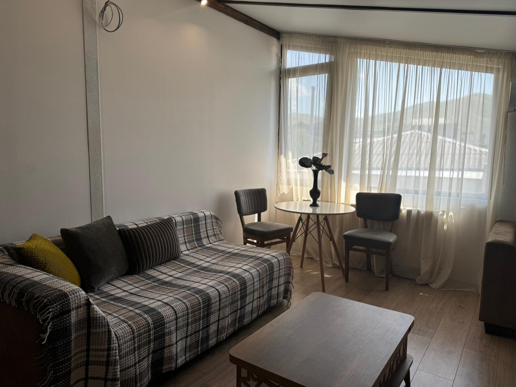 Guest House Elene Gori Exterior foto