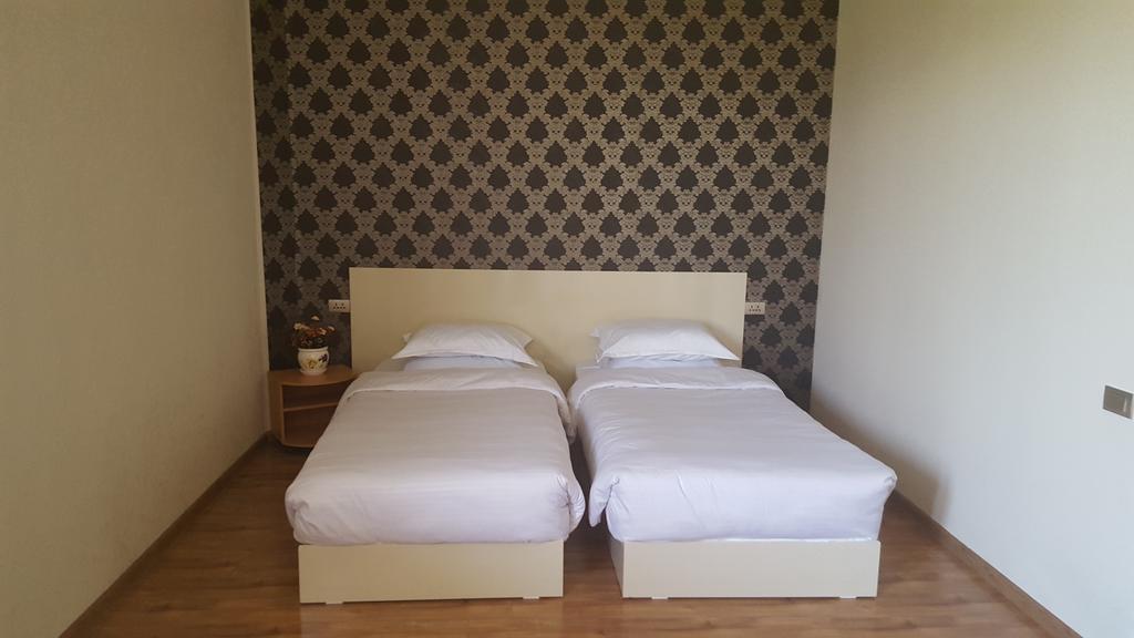 Guest House Elene Gori Exterior foto