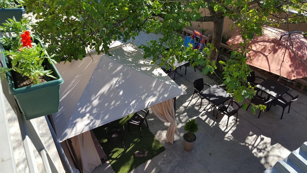 Guest House Elene Gori Exterior foto