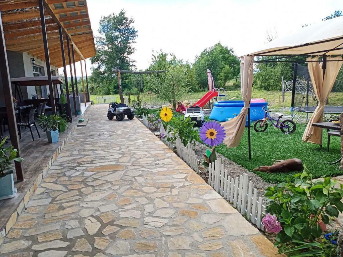 Guest House Elene Gori Exterior foto